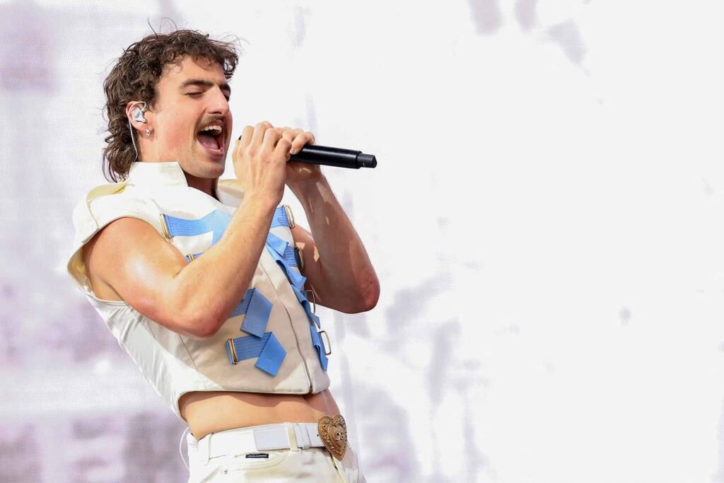 benson boone beautiful things lyrics